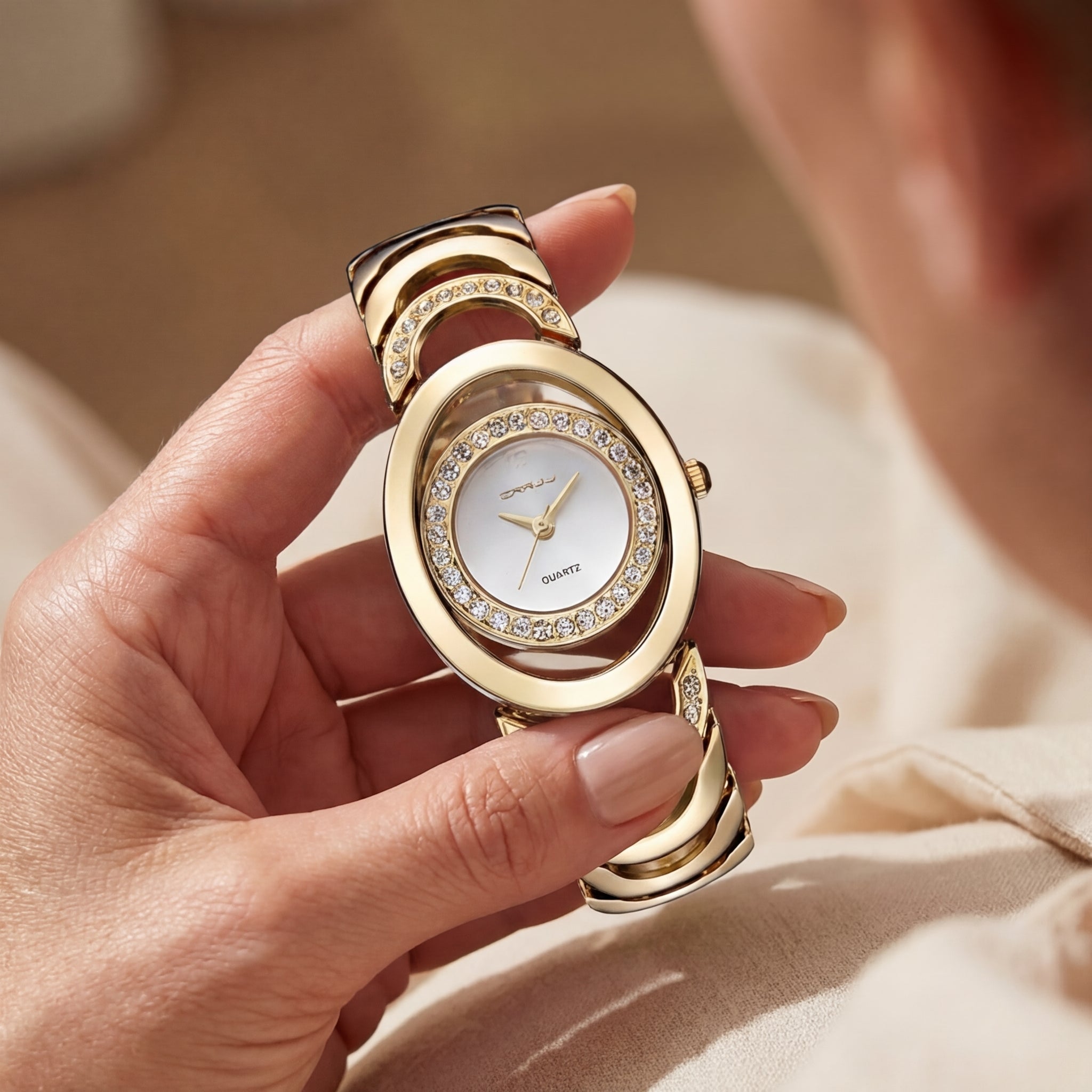 Women's Elegant Diamond Steel Band Watch