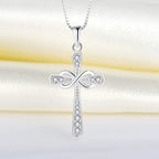 A Beautiful Necklace with Unique Style